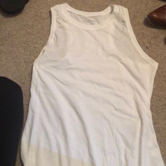 Reebok Tops - Reebok high neck tank top